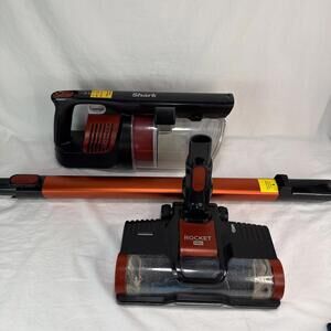 shark rocket pro iz142 x5 cordless stick vacuum Preowned Working Great